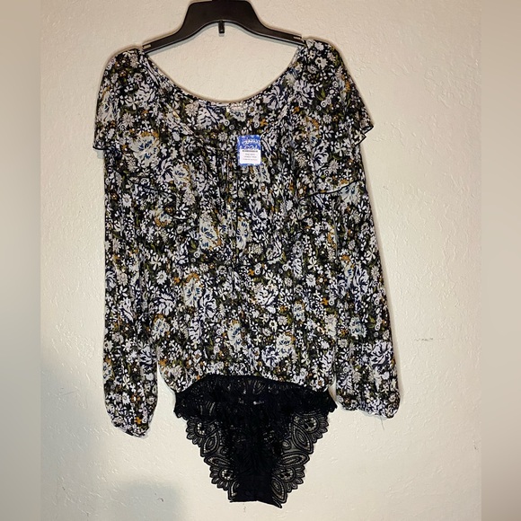 NWT Free People Floral Print Black Combo/Lace Bodysuit - Picture 2 of 9